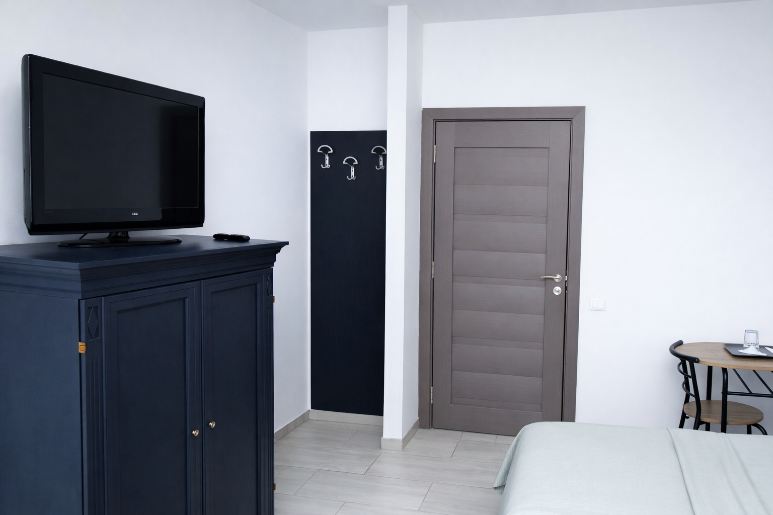 e623c8e1-8712-4810-ad91-57246b7dafdb